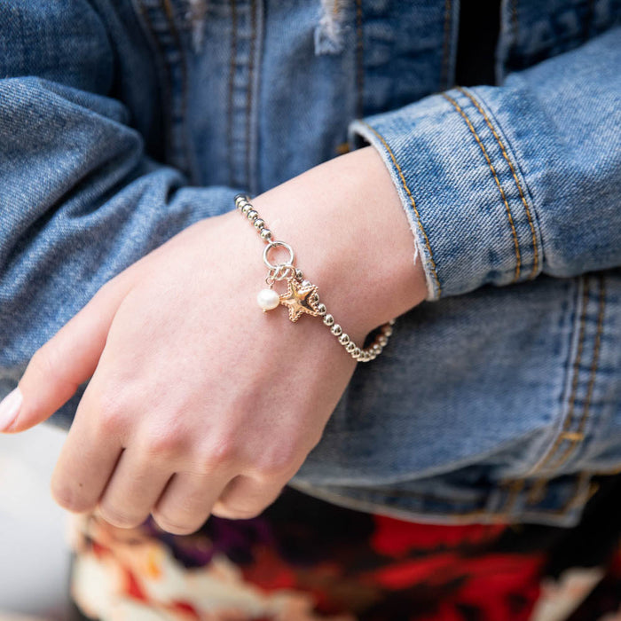 How to Wear Bracelets: The Complete Guide